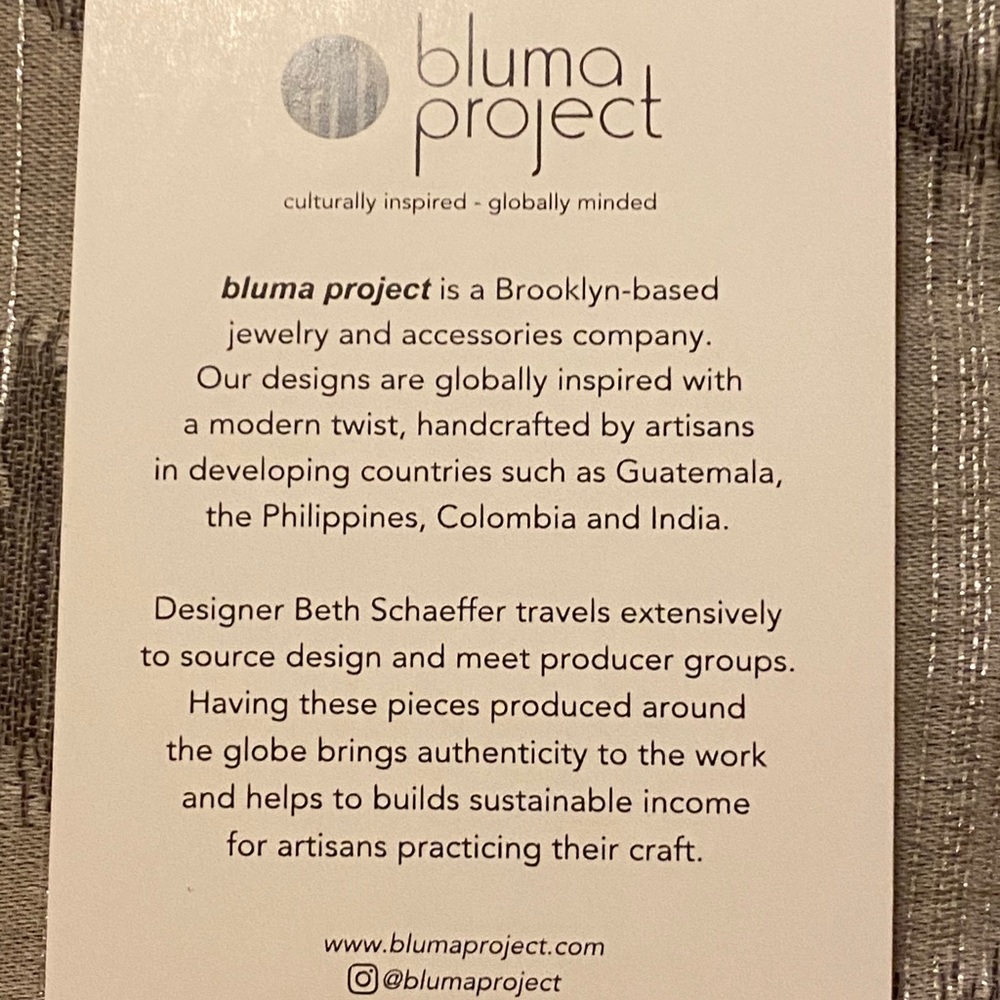 Bluma Project LUNA NECKLACE in Lagoon - Picture 4 of 4